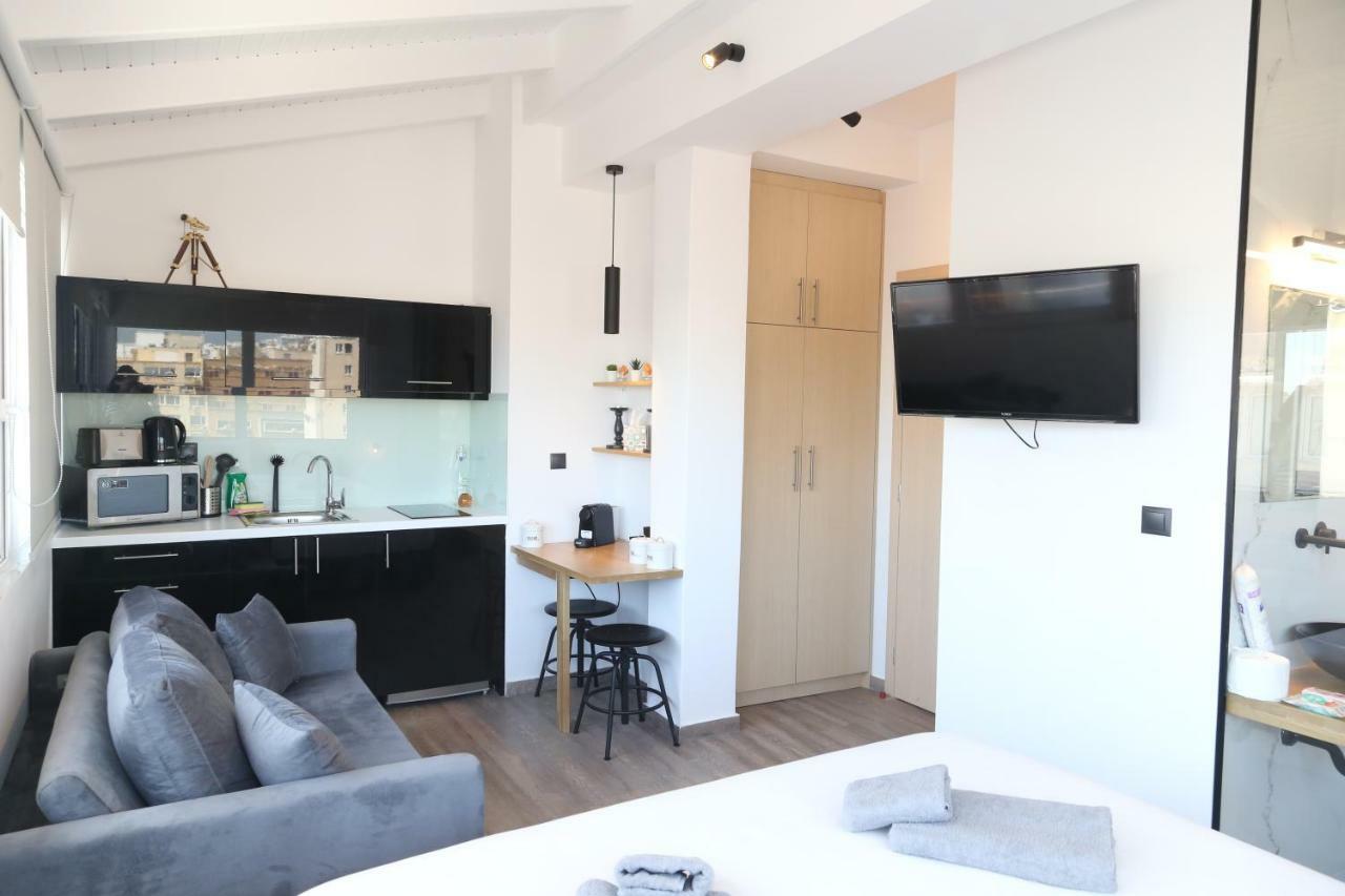 Appartement Triple A - Acropolis View In Psiri Athens - Free Parking! Extérieur photo