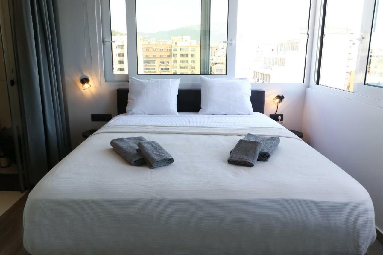 Appartement Triple A - Acropolis View In Psiri Athens - Free Parking! Extérieur photo